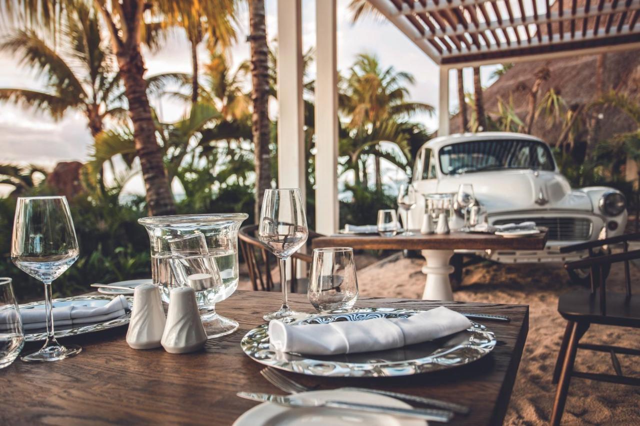 Victoria Beachcomber Resort & Spa - Victoria For 2 - Adults Only ポワント・オー・ピマン エクステリア 写真