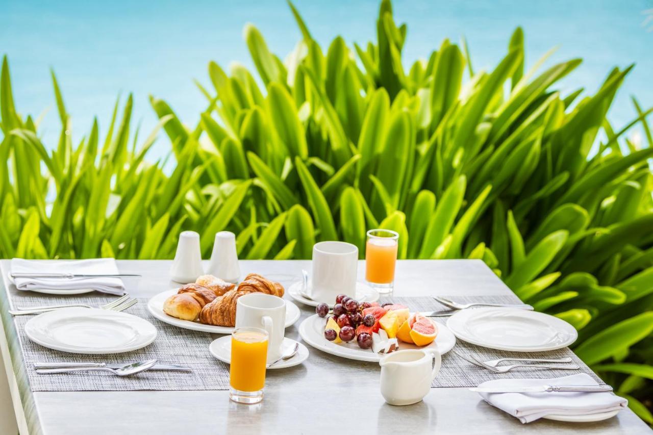 Victoria Beachcomber Resort & Spa - Victoria For 2 - Adults Only ポワント・オー・ピマン エクステリア 写真